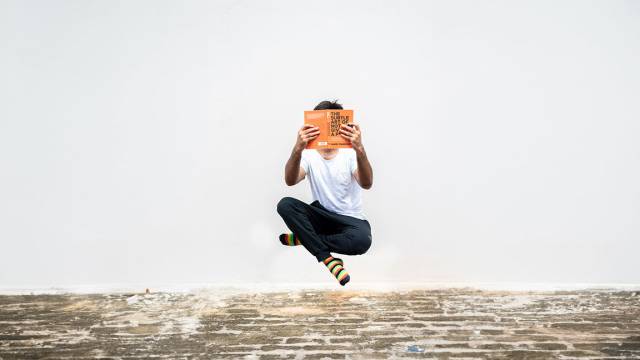 Studium Generale: Cover to Cover